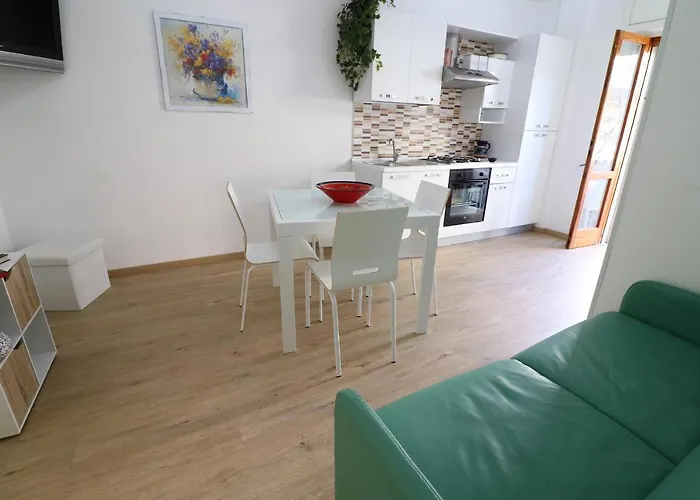 With Wi-fi, Air Conditioning And Balcony; Pets Allowed Otranto