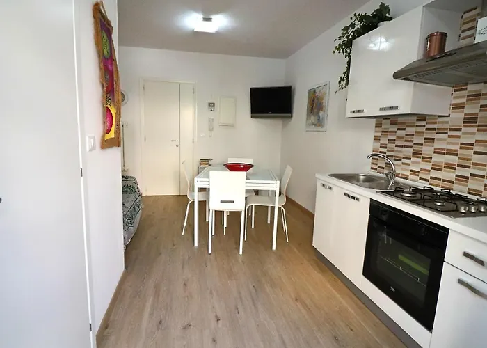 With Wi-fi, Air Conditioning And Balcony; Pets Allowed * Otranto