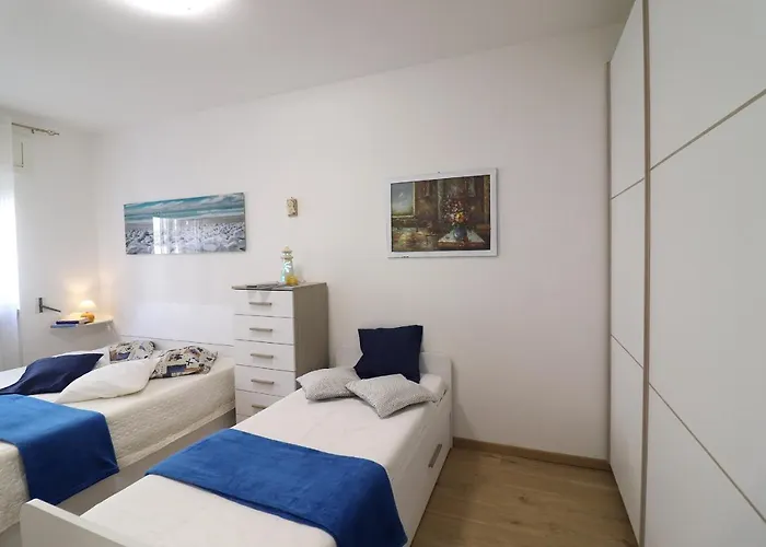 Prázdninový dům With Wi-fi, Air Conditioning And Balcony; Pets Allowed Otranto