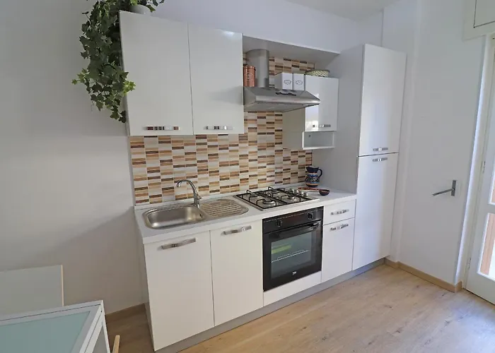 With Wi-fi, Air Conditioning And Balcony; Pets Allowed Prázdninový dům