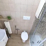 With Wi-fi, Air Conditioning And Balcony; Pets Allowed Feriehus *