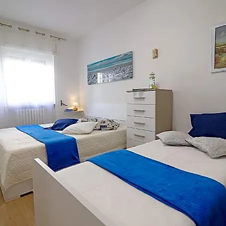 With Wi-fi, Air Conditioning And Balcony; Pets Allowed