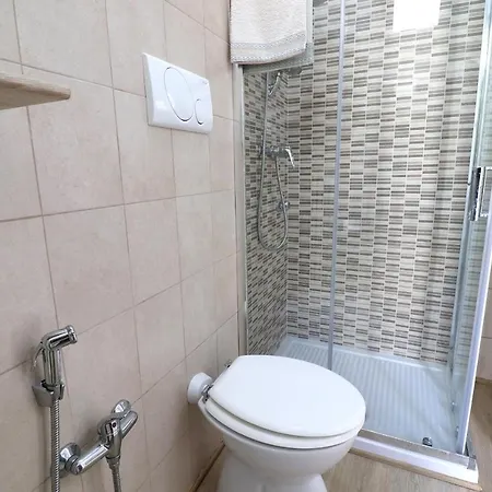 With Wi-fi, Air Conditioning And Balcony; Pets Allowed *